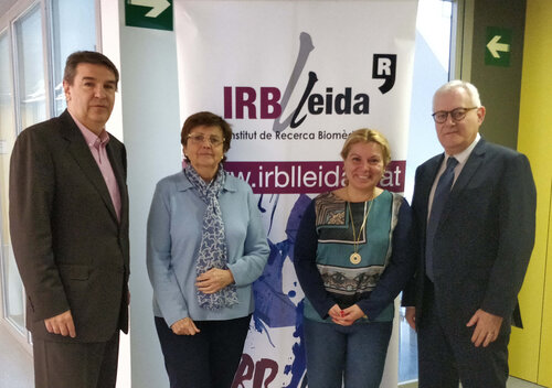 The person responsible for the promotion of IRBLleida, Josep Maria Bosch, the director of IRBLleida, Elvira Fernández, the manager of IRBLleida, Reyes Grases, and the president of the Alicia Cuello de Merigó Foundation, Lluís Who Cameras